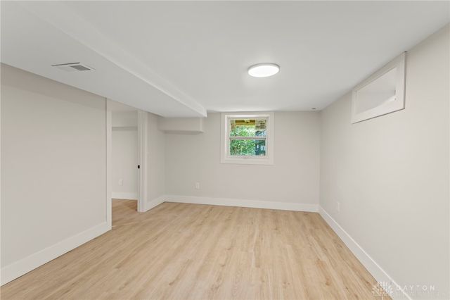 2448 Sutton Road, Yellow Springs Vlg, OH 45387