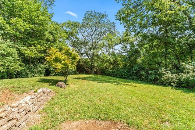 2448 Sutton Road, Yellow Springs Vlg, OH 45387