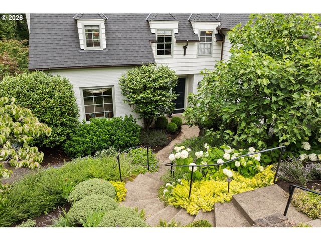 2700 Sw ENGLISH Ln, Portland, OR 97201