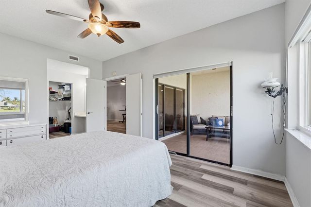 6901 SE Constitution Boulevard 102, Hobe Sound, FL 33455