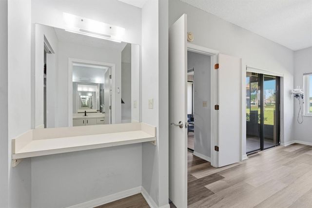 6901 SE Constitution Boulevard 102, Hobe Sound, FL 33455