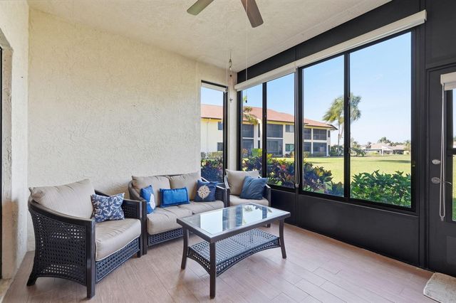 6901 SE Constitution Boulevard 102, Hobe Sound, FL 33455