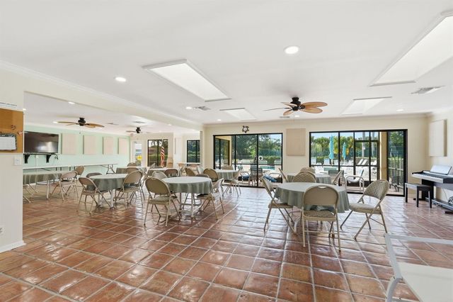 6901 SE Constitution Boulevard 102, Hobe Sound, FL 33455