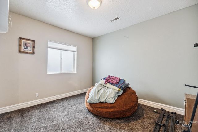636 E Elaine, Inkom, ID 83245