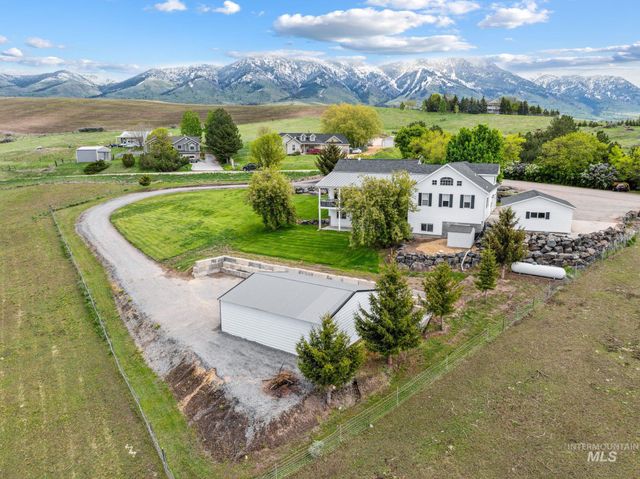 636 E Elaine, Inkom, ID 83245