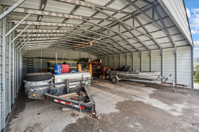 636 E Elaine, Inkom, ID 83245