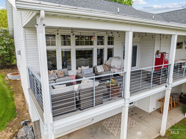 636 E Elaine, Inkom, ID 83245