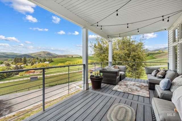 636 E Elaine, Inkom, ID 83245