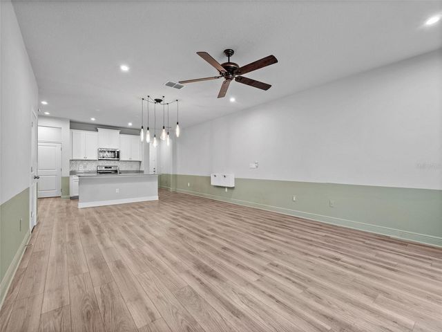 5845 GRAND SONATA, Tampa, FL 33558