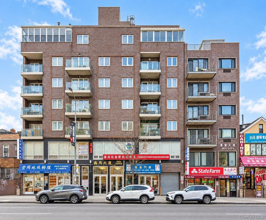 4142 College Point Boulevard 7B, Flushing, NY 11355 — exterior