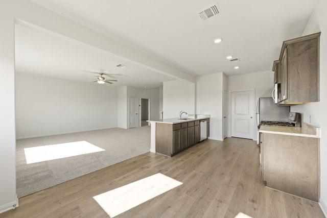 13432 Stage Coach Lane, Cresson, TX 76035