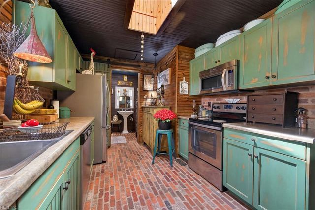 2413 Forge RD, Toano, VA 23168