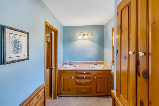 177 Rubin Thorne Road, Campobello, SC 29322