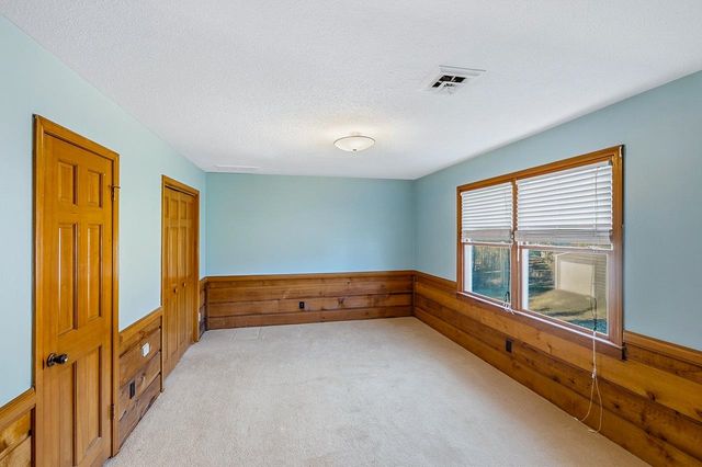 177 Rubin Thorne Road, Campobello, SC 29322