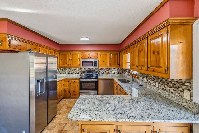 177 Rubin Thorne Road, Campobello, SC 29322