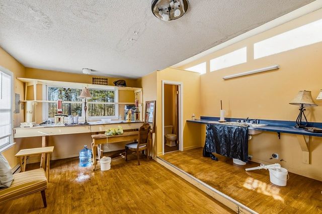 177 Rubin Thorne Road, Campobello, SC 29322