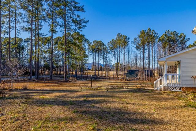177 Rubin Thorne Road, Campobello, SC 29322