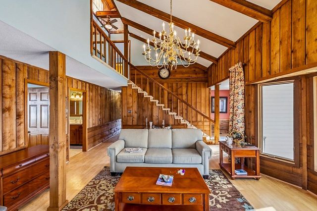 177 Rubin Thorne Road, Campobello, SC 29322