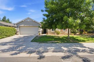 5176 W Oslin Avenue, Fresno, CA 93722