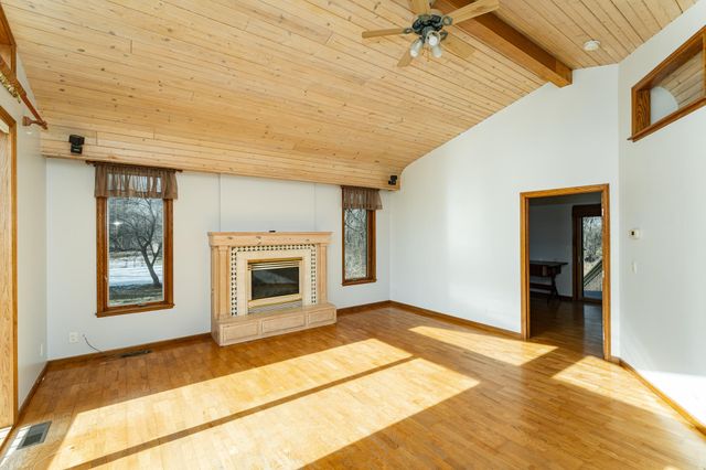 520 Cemetery Road, Mantorville, MN 55955