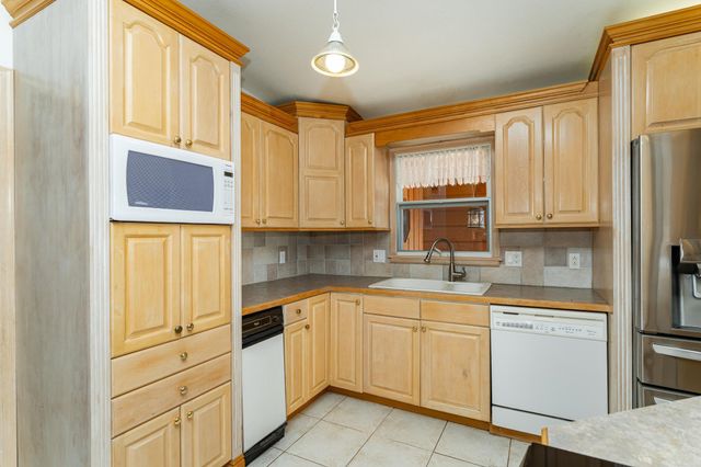 520 Cemetery Road, Mantorville, MN 55955