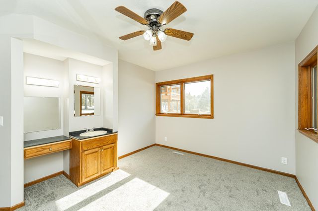 520 Cemetery Road, Mantorville, MN 55955