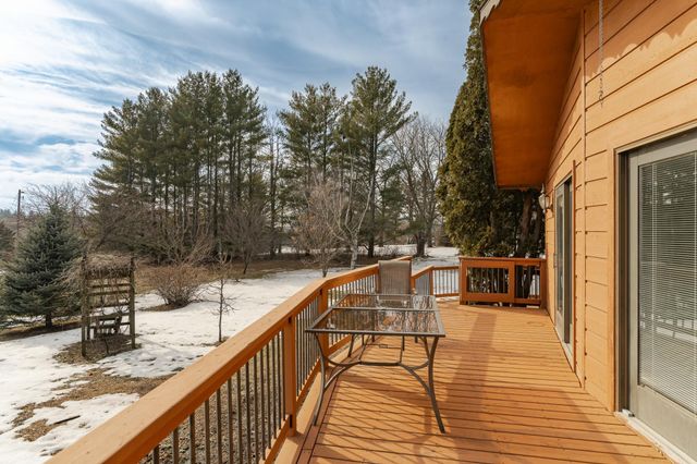 520 Cemetery Road, Mantorville, MN 55955