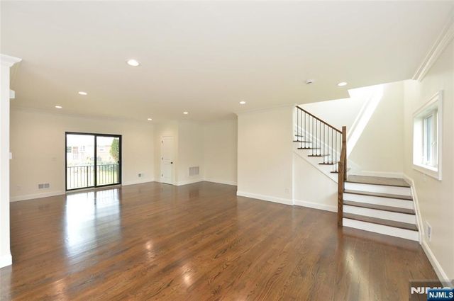 6-10 River Road, Fair Lawn, NJ 07410