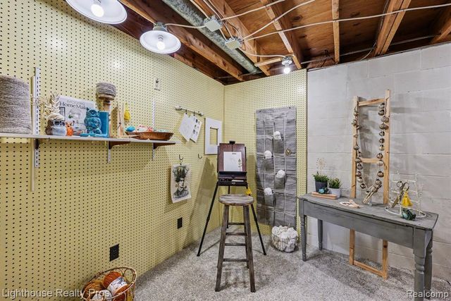 6405 King Road, Spring Arbor, MI 49283