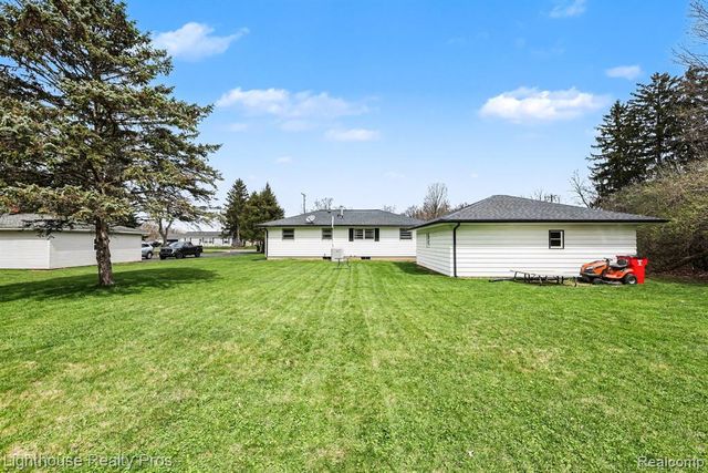 6405 King Road, Spring Arbor, MI 49283