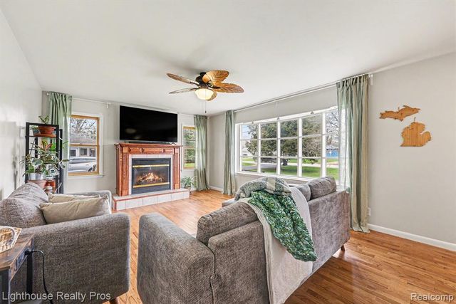 6405 King Road, Spring Arbor, MI 49283