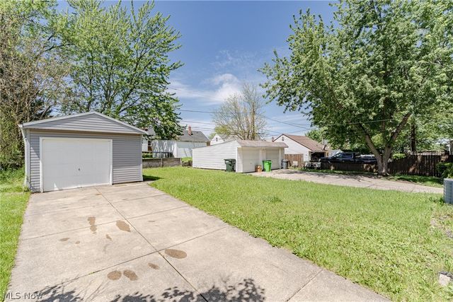 5264 E 117th Street, Garfield Heights, OH 44125
