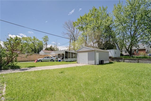 5264 E 117th Street, Garfield Heights, OH 44125