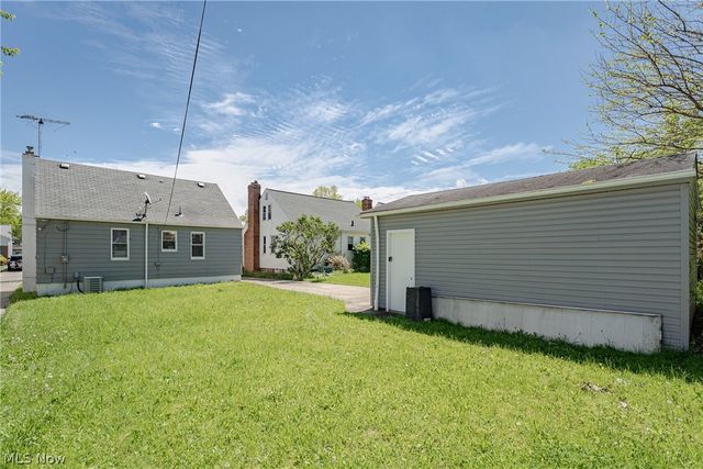 5264 E 117th Street, Garfield Heights, OH 44125