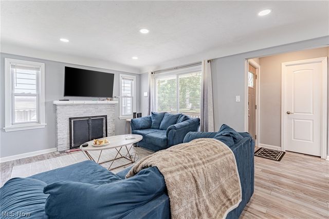 5264 E 117th Street, Garfield Heights, OH 44125