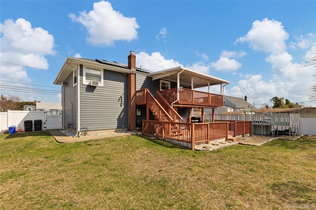 182 Montgomery Avenue, West Babylon, NY 11704