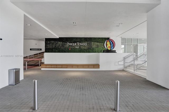 300 Sunny Isles Blvd 4-903, Sunny Isles Beach, FL 33160