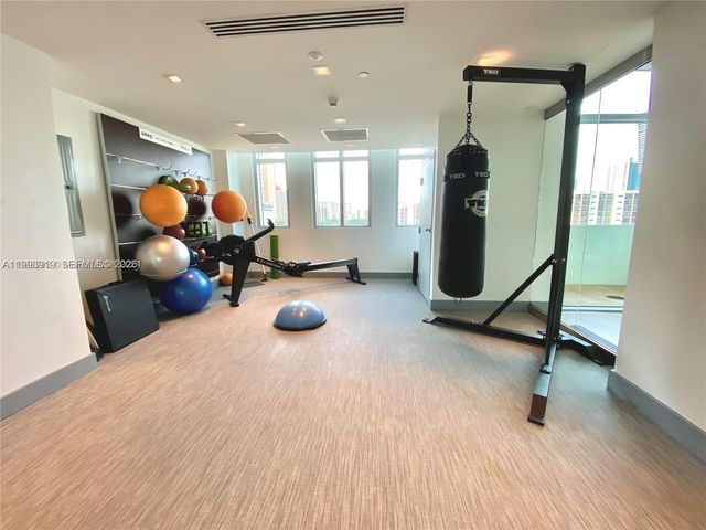 300 Sunny Isles Blvd 4-903, Sunny Isles Beach, FL 33160