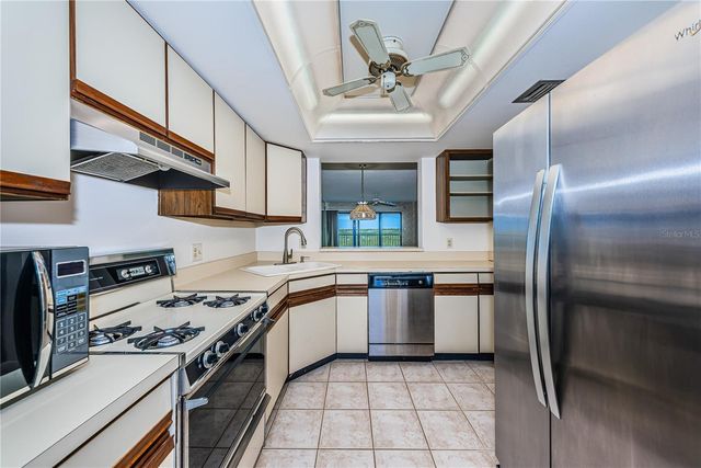 5400 PARK STREET N 708, St Petersburg, FL 33709