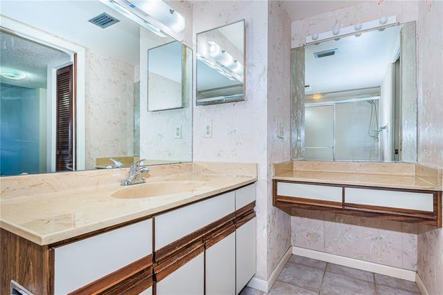 5400 PARK STREET N 708, St Petersburg, FL 33709