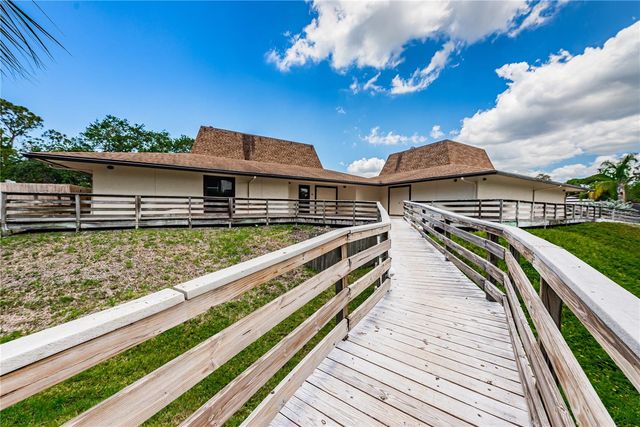 5400 PARK STREET N 708, St Petersburg, FL 33709