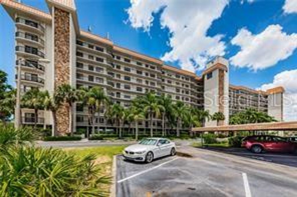 5400 PARK STREET N 708, St Petersburg, FL 33709