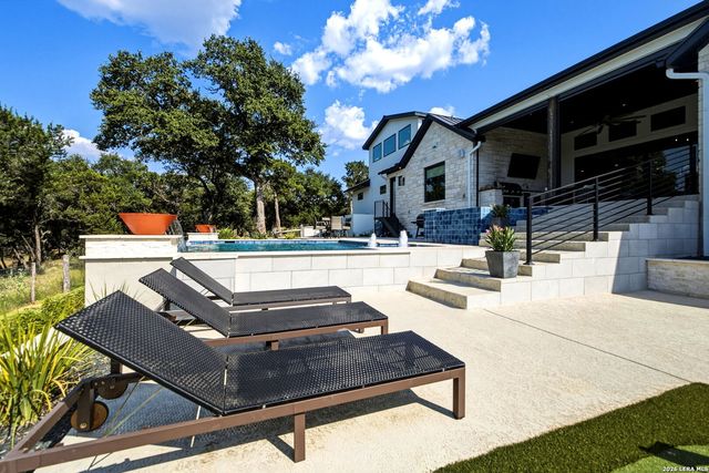 76 Ledgestone, Boerne, TX 78006
