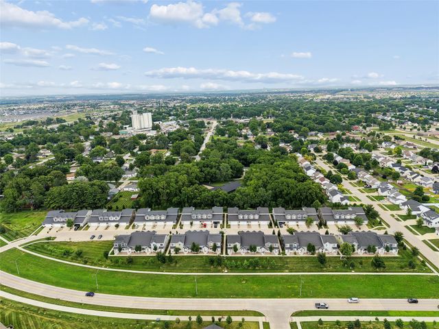 505 10th Street, Waukee, IA 50263