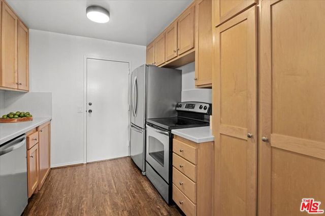 100 S Doheny Drive 609, Los Angeles, CA 90048