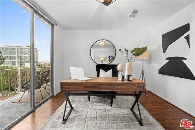 100 S Doheny Drive 609, Los Angeles, CA 90048