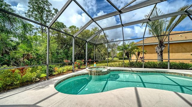 11862 GRANITE WOODS LOOP, Venice, FL 34292