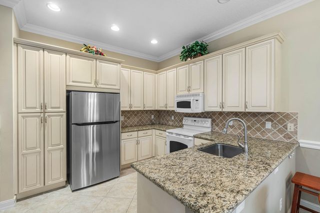 7410 Ringwood Terrace, Boynton Beach, FL 33437