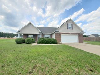 102 Kennedy Drive, Raeford, NC 28376