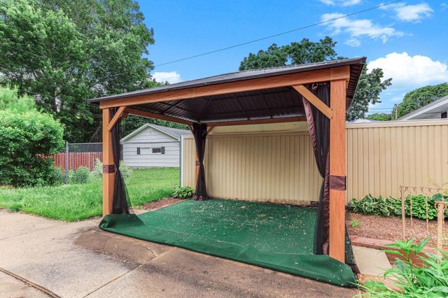 6237 Russell Avenue S, Richfield, MN 55423